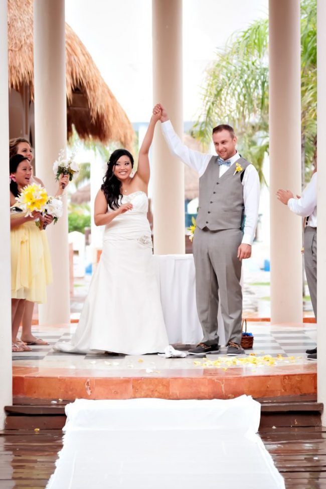 Susan & Mike’s Quirky Rainy Day Wedding at Now Sapphire Riviera Cancun