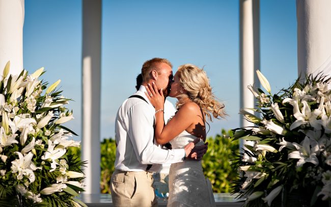 Kyleigh & Cody’s Wind Tossed Wedding at Grand Palladium Riviera Maya