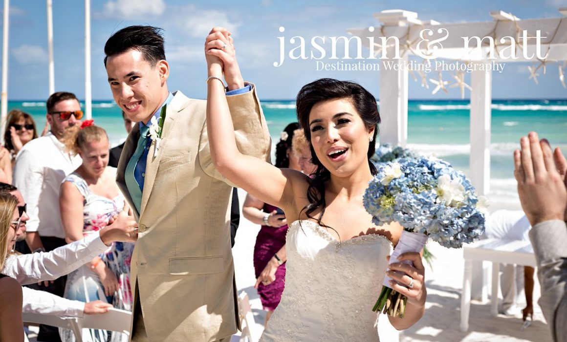 Melissa & Chris’s Lively Wedding & Beach Bash at Grand Palladium Riviera Maya