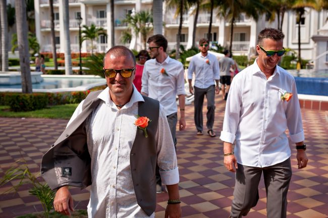 Wendy & Mark’s Intimate yet Entertaining Wedding at Riu Palace Riviera Maya