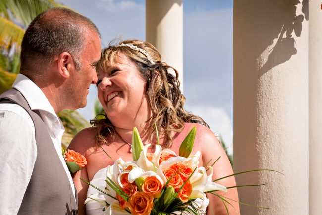 Wendy & Mark’s Intimate yet Entertaining Wedding at Riu Palace Riviera Maya