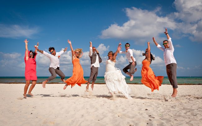 Wendy & Mark’s Intimate yet Entertaining Wedding at Riu Palace Riviera Maya