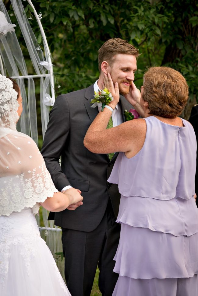 Jenna & Dennis’s rural wedding in the Northern prairies of Kinosota, Manitoba, Canada