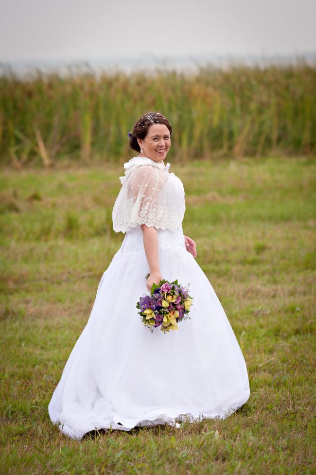 Jenna & Dennis’s rural wedding in the Northern prairies of Kinosota, Manitoba, Canada