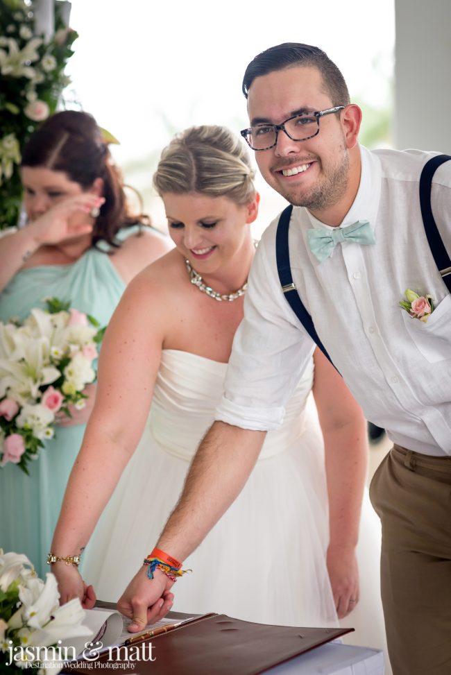 Stephanie & Nico's Canadian-Columbian Wedding at Grand Sunset Princess