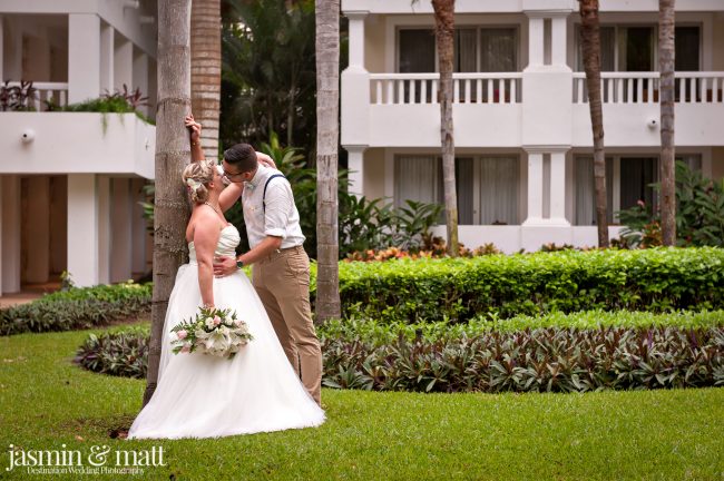 Stephanie & Nico's Canadian-Columbian Wedding at Grand Sunset Princess