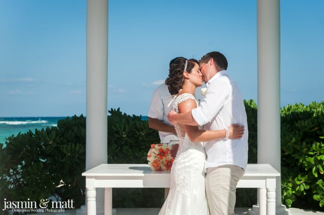 Samantha & Sebastien's Calm and Close-Knit Destination Wedding at Grand Palladium Riviera Resort & Spa