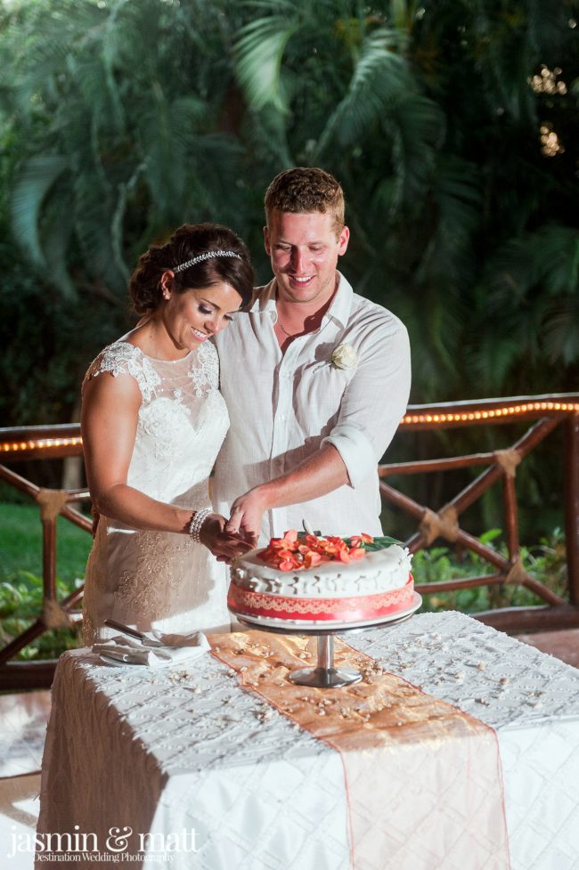Samantha & Sebastien's Calm and Close-Knit Destination Wedding at Grand Palladium Riviera Resort & Spa