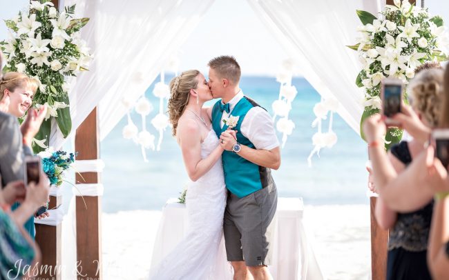 Stephanie & Loren's Bright & Romantic Destination Wedding at Grand Sunset Princess