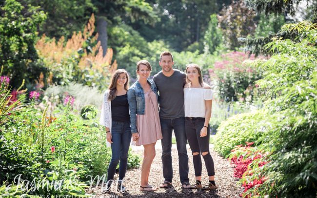 Mathieson Family - Winnipeg Manitoba Family Photography