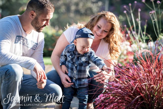 MacFarlane Family - Leo Mol Sculpture Garden Manitoba Family Photography