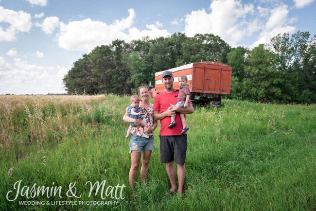 Pichlyk Family - Niverville Manitoba Family Photography