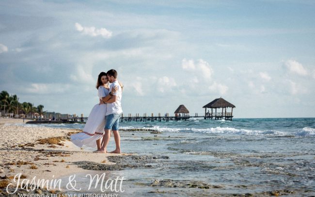 Julie & Daniel - Romantic Honeymoon Session in Playa del Carmen